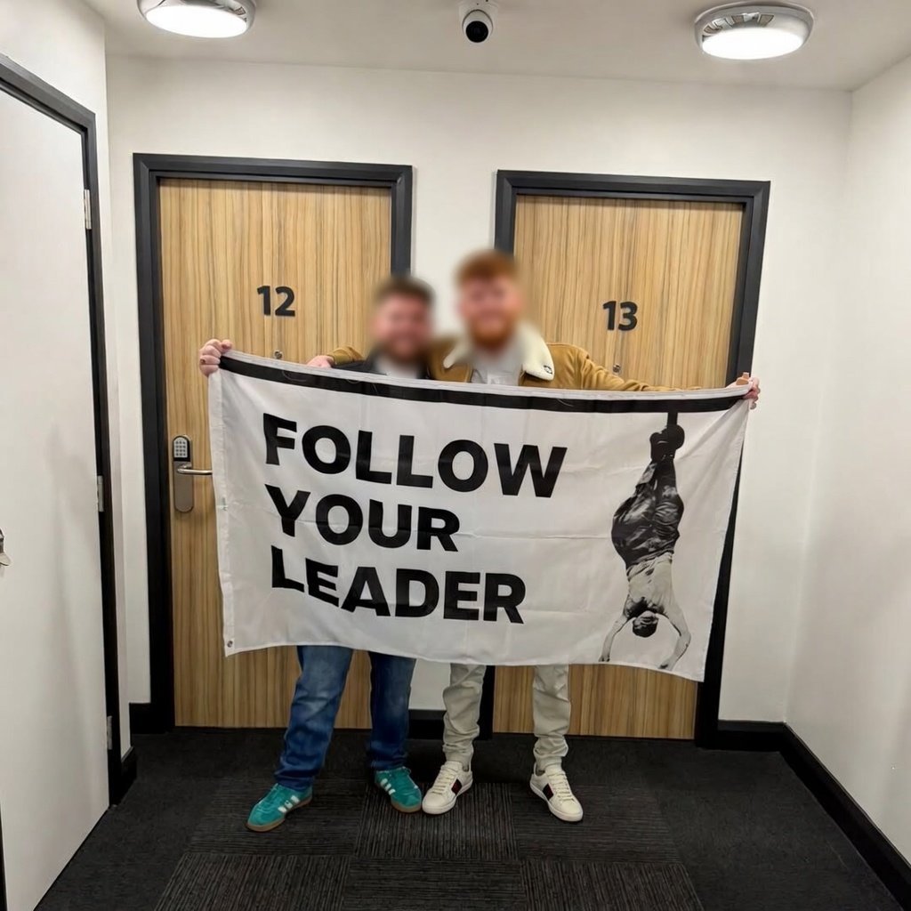 Antifa_Ultras tweet media