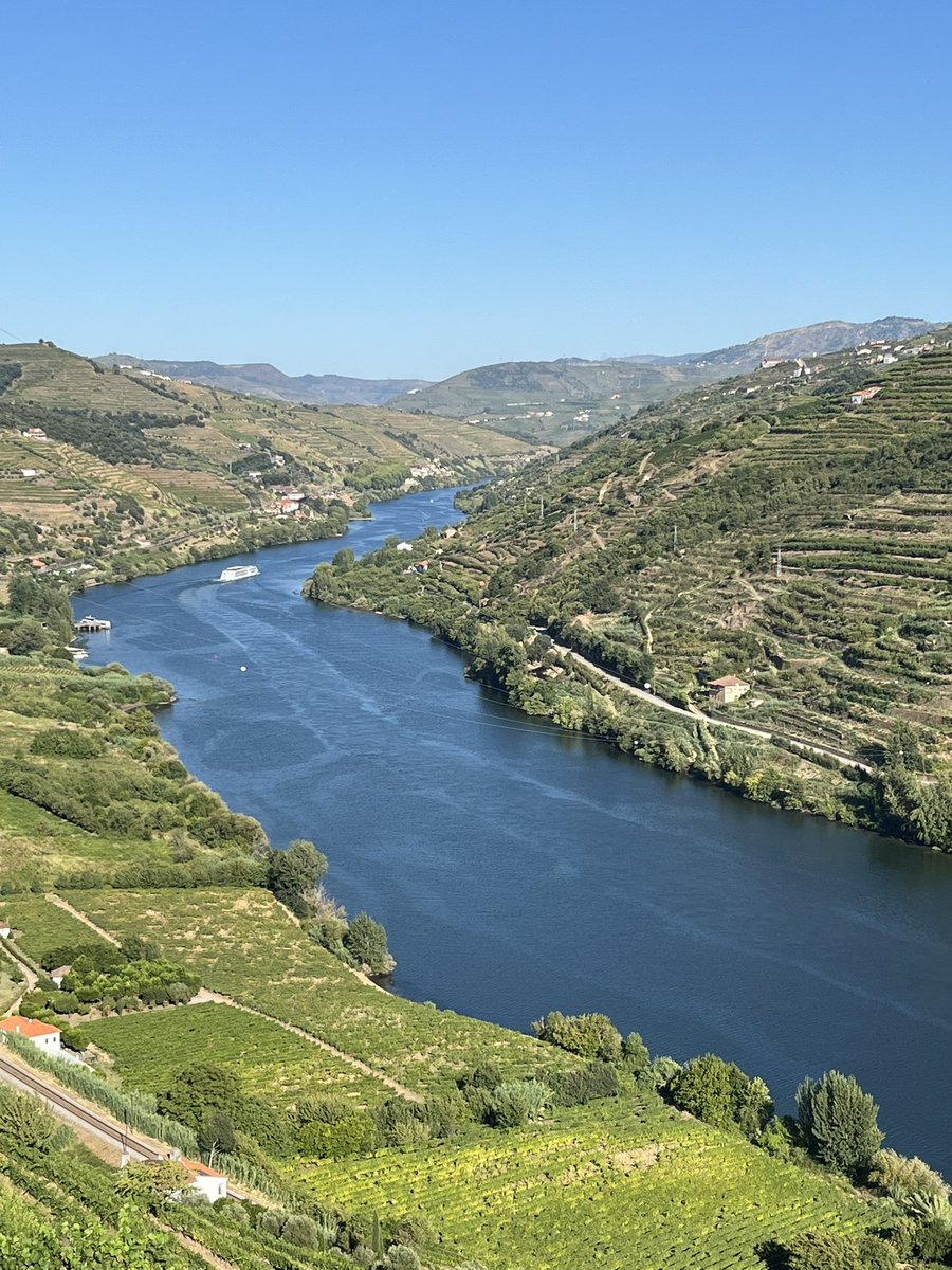 h i a g o :) tweet media