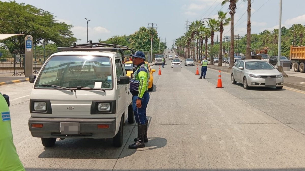 ATM TRÁNSITO tweet media