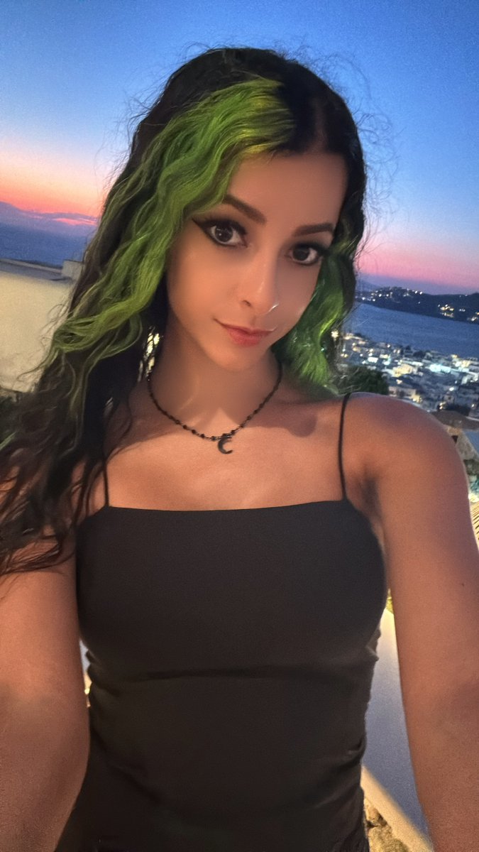 OhKayBunny tweet media