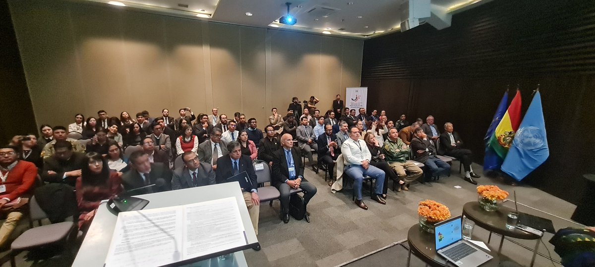 UIF_Bolivia's tweet photo. Bolivia actualiza sus herramientas para combatir el lavado de activos: 31 nuevas tipologías exponen la evolución del delito de Legitimación de Ganancias Ilícitas. https://t.co/3g9dn5YHGx