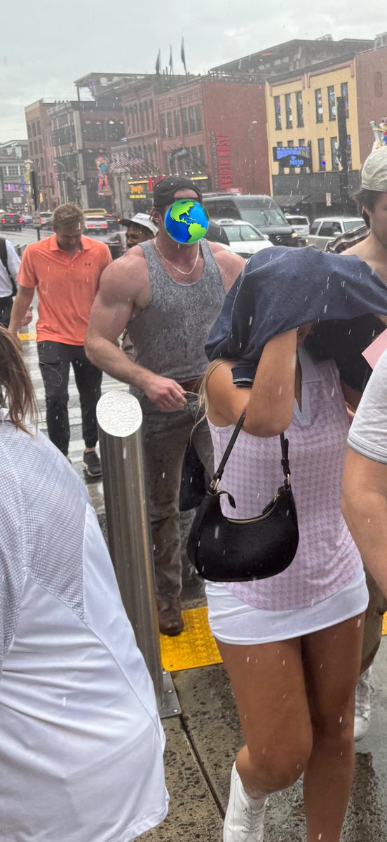 Sink Piss tweet media