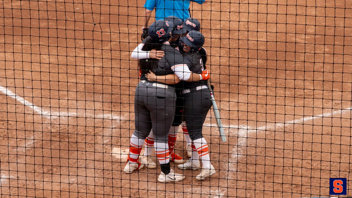Syracuse Softball tweet media