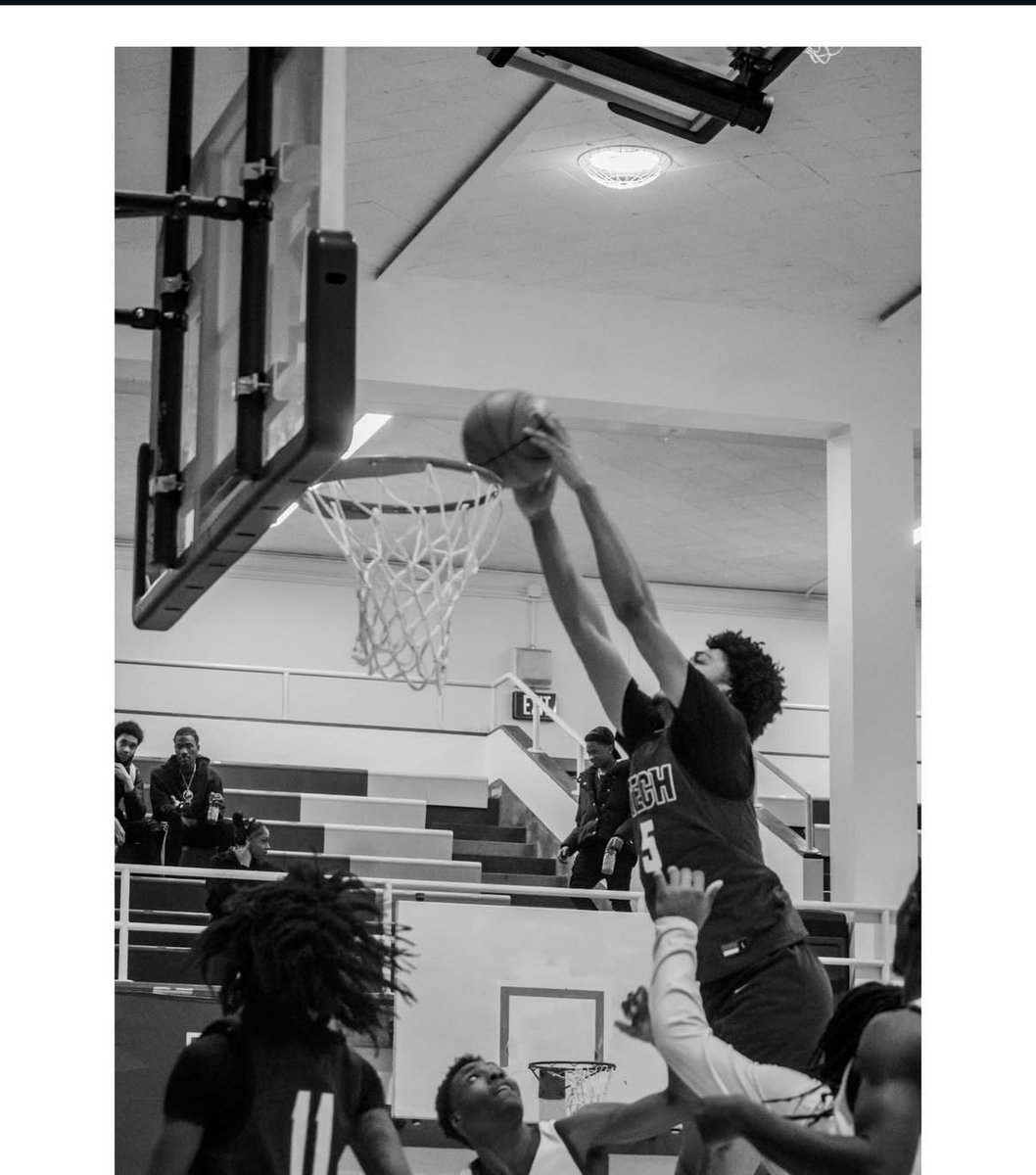 Bradley_Tech_BB's tweet image. Congrats to senior 2026 @Jakari_smith5 on being offered and committing to Arkansas Little Rock #trusttheprocess