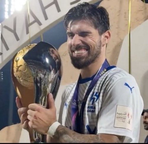 الحربيه ..روبن نيفيز 🥈💙 tweet media