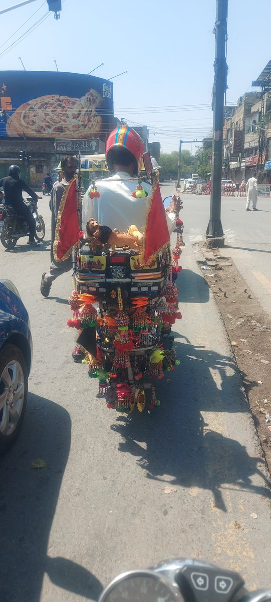 Not a truck. Not a rickshaw.
Just a simple bike… carrying the entire soul of Pakistani truck art. #lahore