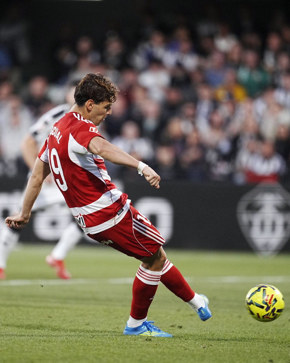 Granada CF ❤️⚪️ tweet media