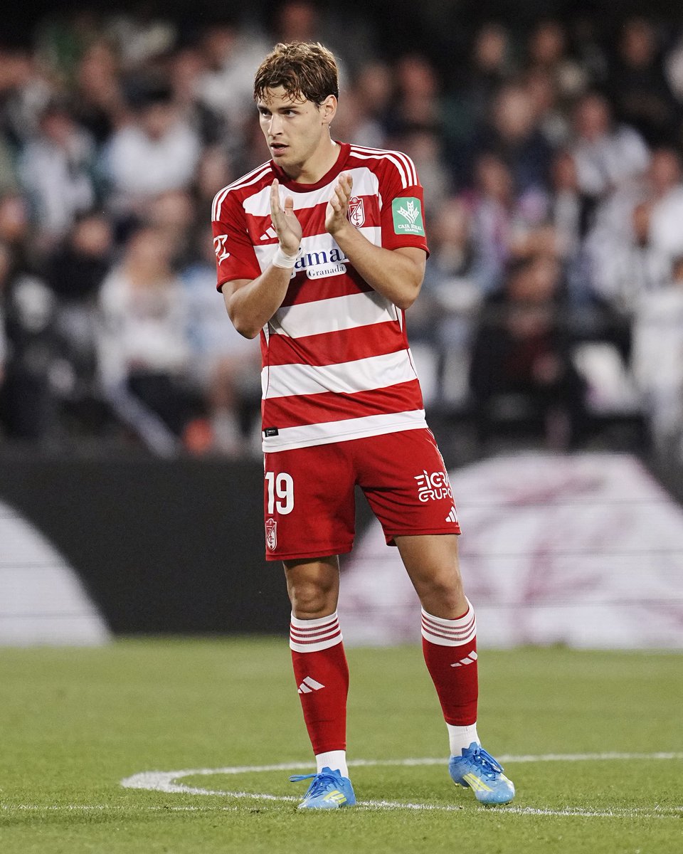 Granada CF ❤️⚪️ tweet media