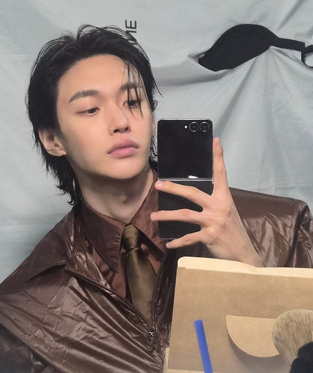 จ๋า tweet media