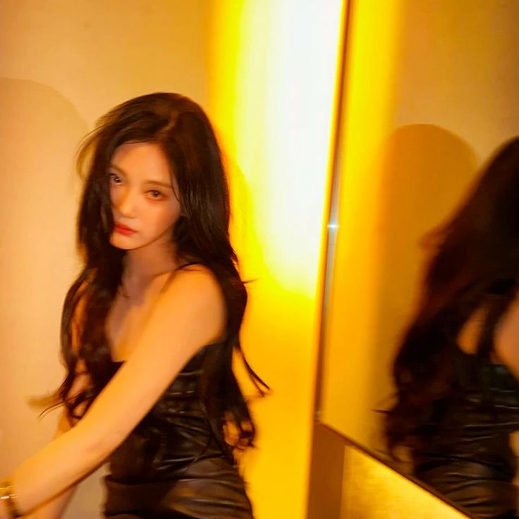 mira ౨ৎ tweet media