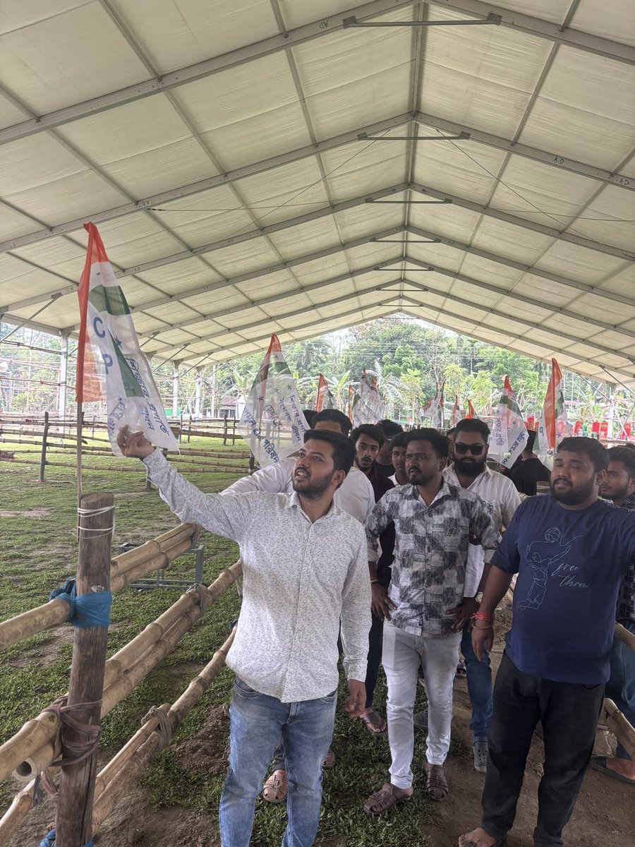 ANIRBANCOBTMCP's tweet photo. সর্ব ভারতীয় তৃণমূল কংগ্রেসের সাধারণ সম্পাদক,সাংসদ শ্রী @abhishekaitc মহাশয়ের আগামী কাল কালীবাড়ি রেগুলেটেড মার্কেটের মাঠে নাটাবাড়ি বিধানসভা কেন্দ্রের প্রার্থী সম্মানীয় শ্রী শৈলেন্দ্র নাথ বর্মা মহাশয়ের সমর্থনে জনসভা স্থলে তৃণমূল ছাত্র পরিষদের সহযোদ্ধাদের সাথে ॥ https://t.co/zDHPdUJ6bH