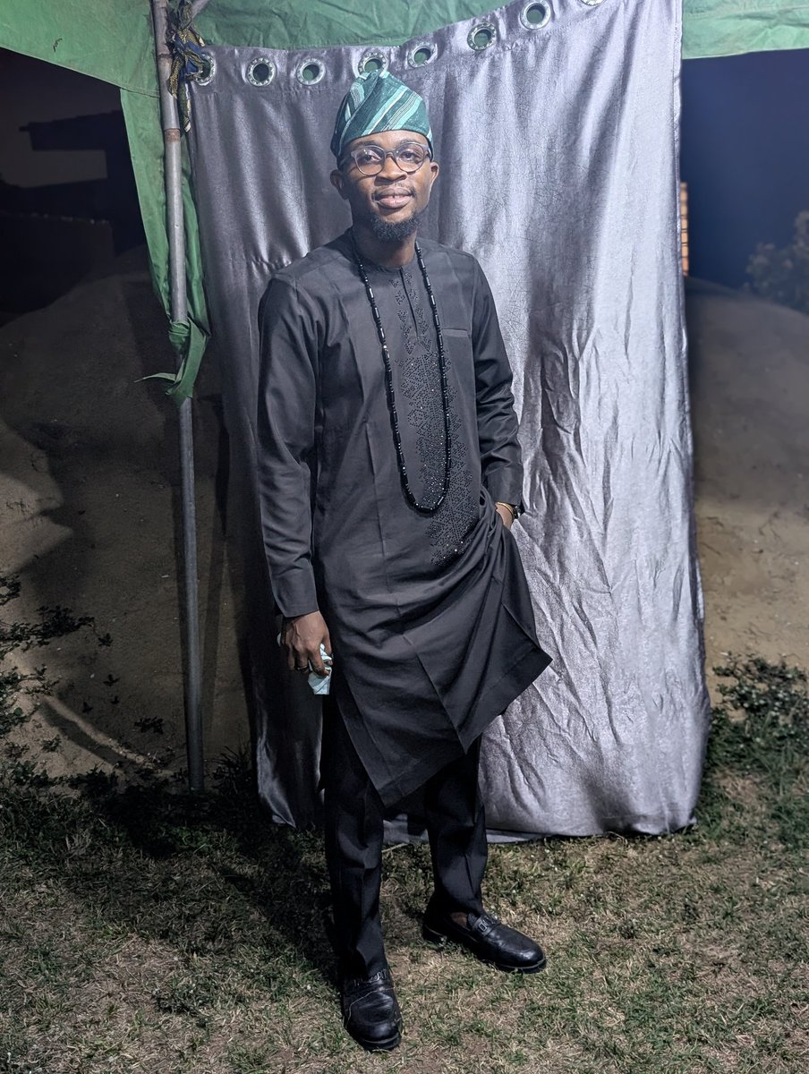 oluwafemi ayaworan tweet media