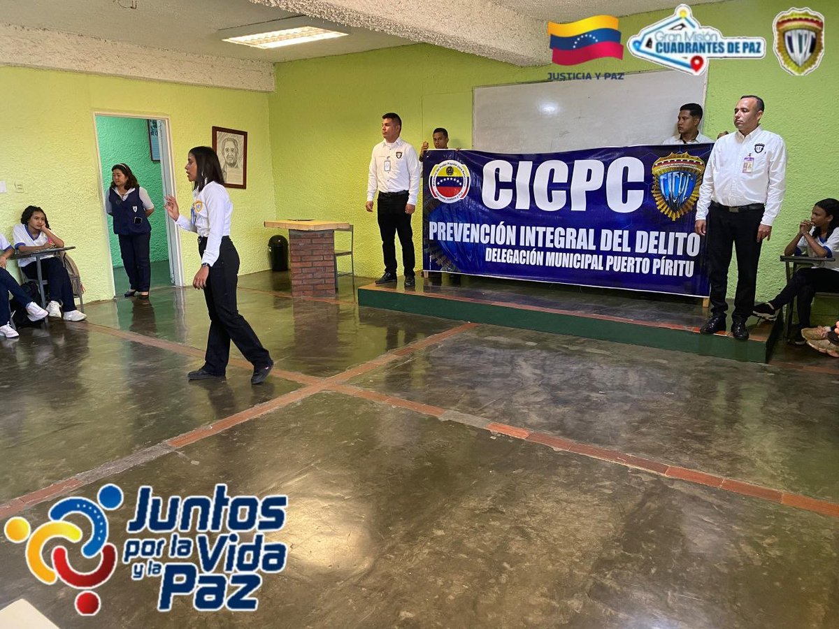 Cicpc294's tweet photo. En el Marco de la Gran Misión Cuadrantes de Paz, vértice 1, Funcionarios adscritos a la Delegación Municipal Puerto Piritu realizaron prevención a los Estudiantes de la U.E Puerto Piritu, relacionado a la Prevención sobre el Grooming y Sexting. 

Prevenir es tarea de todos. https://t.co/fhVFhLQWUM