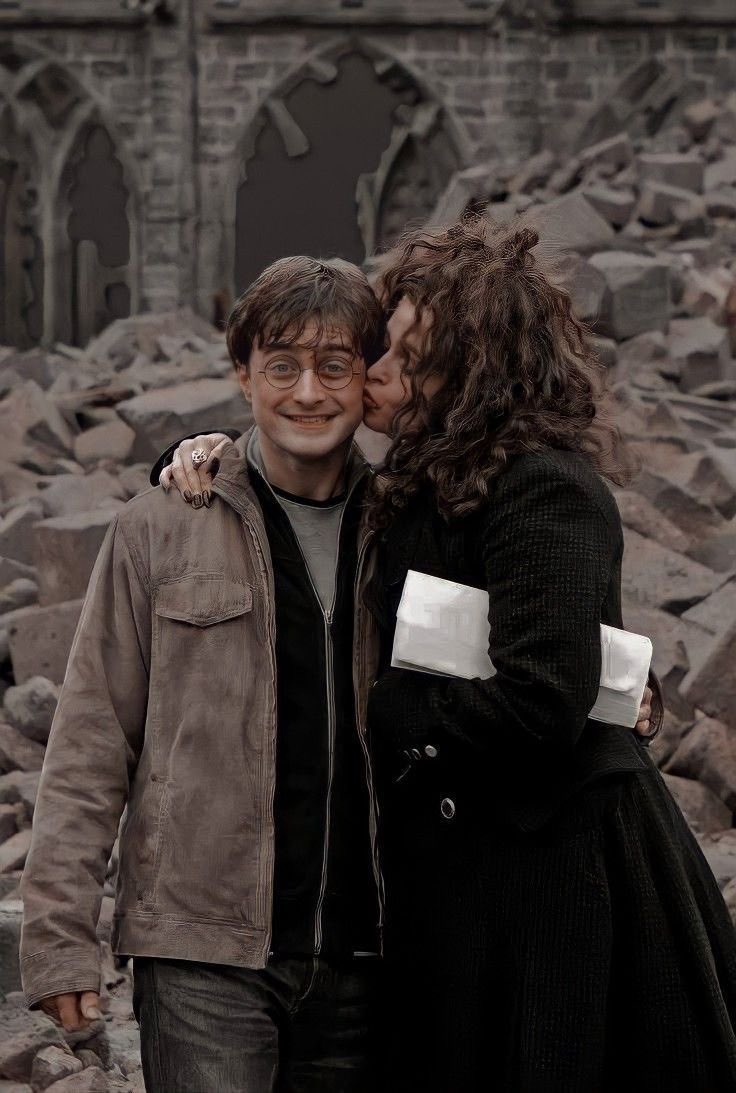 Acervo Bellatrix Lestrange tweet media