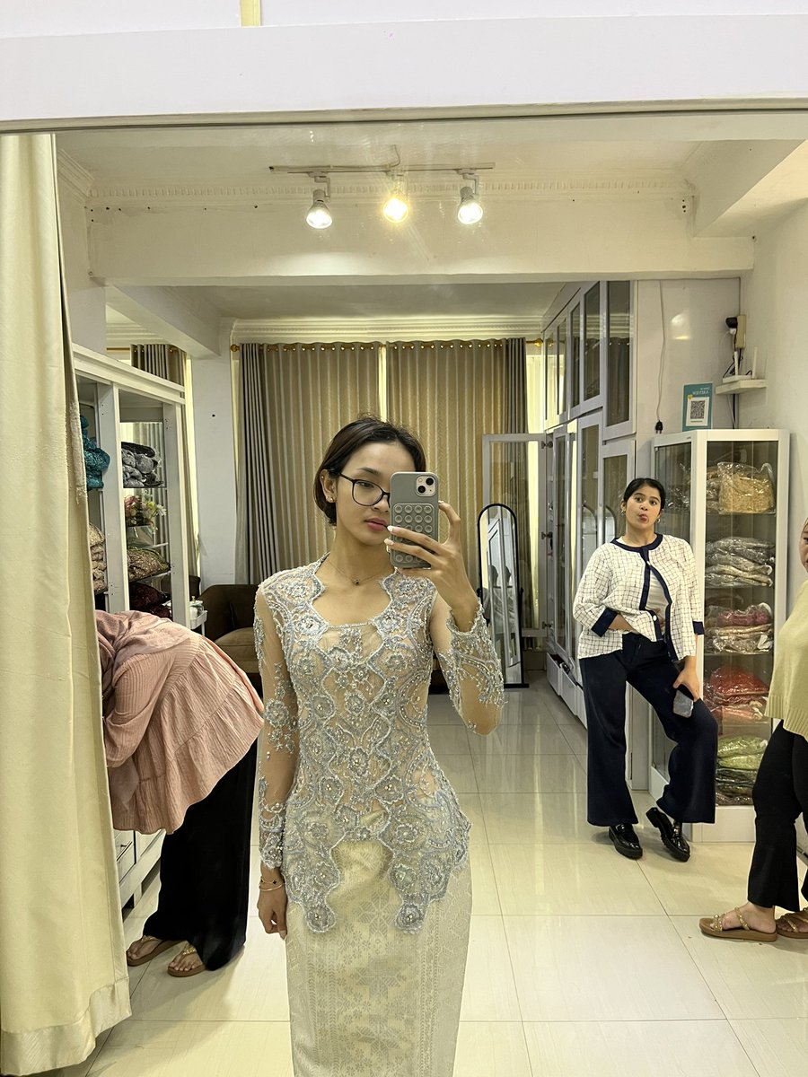 𝔸𝕡𝕣𝕚𝕝 tweet media