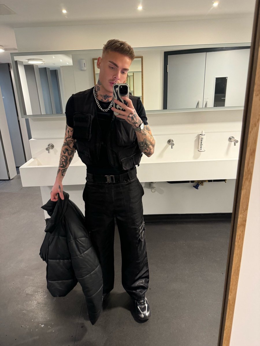 Daniel guldberg tweet media