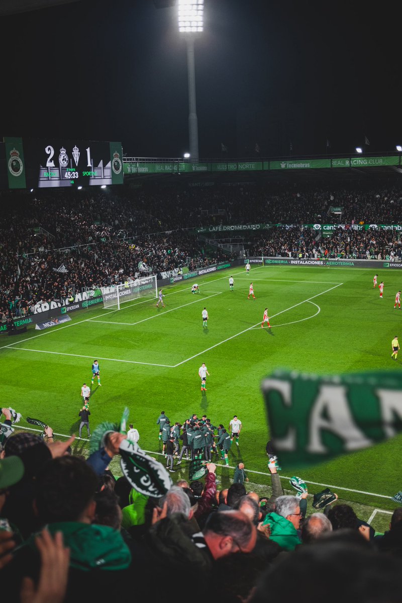 ⚠️  A punto de alcanzar las 2.500 entradas vendidas para el #RacingAlmería. Este domingo volvemos a casa, con nuestra grada y el empuje de todo el racinguismo.

🎟️ Sigue la venta anticipada en abonados.realracingclub.es