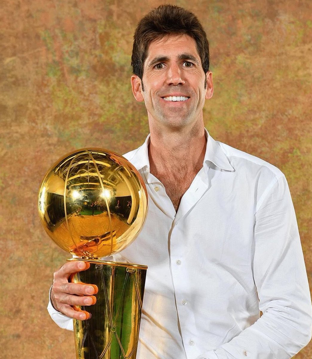 The Bulls HAVE to go all-in on Bob Myers to run the front office.