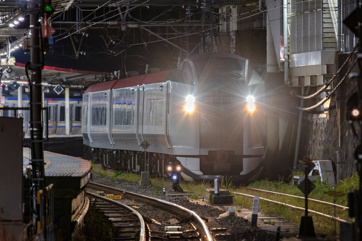 横横鉄道技研 tweet media