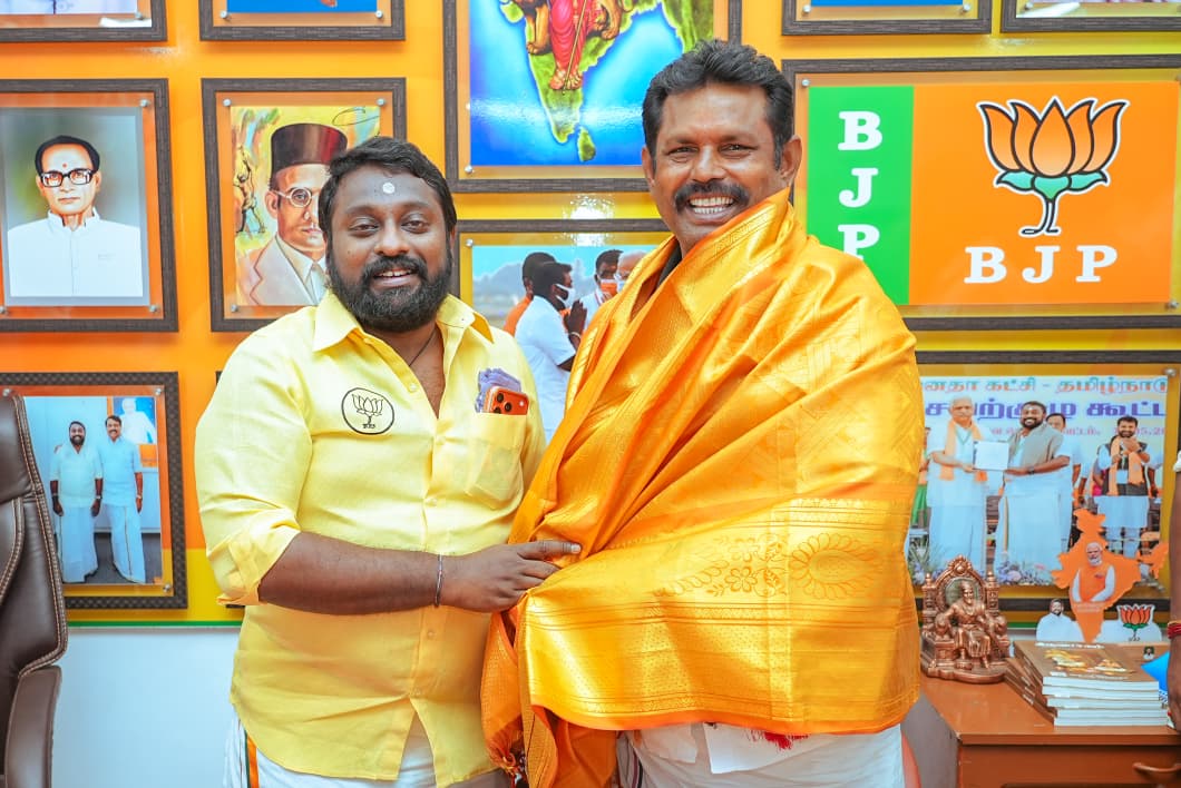 SuryahSG's tweet image. #NDA alliance candidate for #Velachery Assembly constituency Thiru.Ashok visited my Velachery Assembly Constituency Office to seek support for the upcoming elections. We will secure a resounding victory in this constituency and our team will do intensive field work to achieve it.