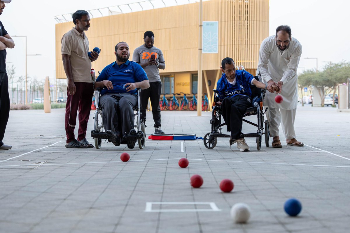 SaudiBoccia's tweet photo. الرياضة ليست مجرد لغة للجسد، بل هي رسالة سلام تجمعنا! 🕊️⚽️
سُعدنا اليوم بتفعيل #اليوم_الدولي_للرياضة_من_أجل_التنمية_والسلام في وجهة #المسار_الرياضي، بالتعاون مع وزارة الرياضة وهيئة حقوق الإنسان و مكتب مفوضية الامم المتحدة الساميه لحقوق الانسان.
خطوة تعزز جودة الحياة وتغرس قيم التسامح في قلب مجتمعنا. 🇸🇦✨