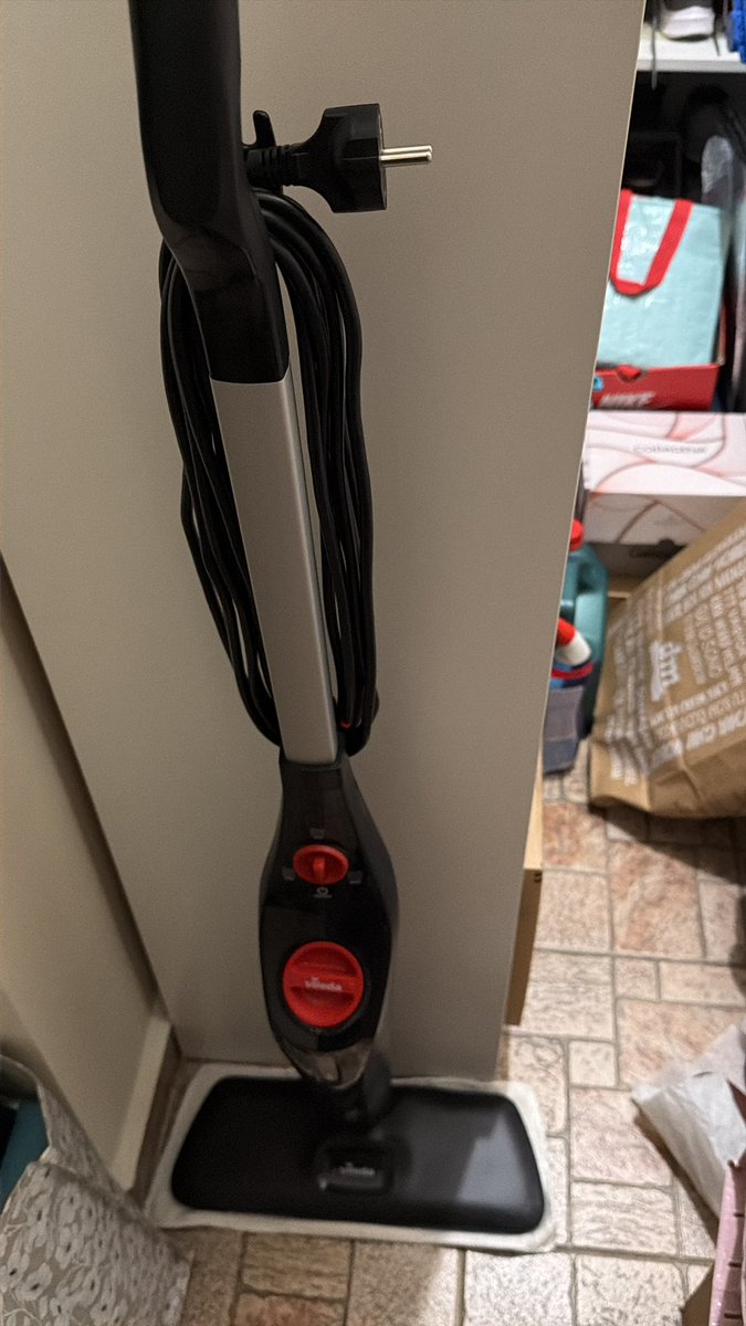 Злорадко tweet media