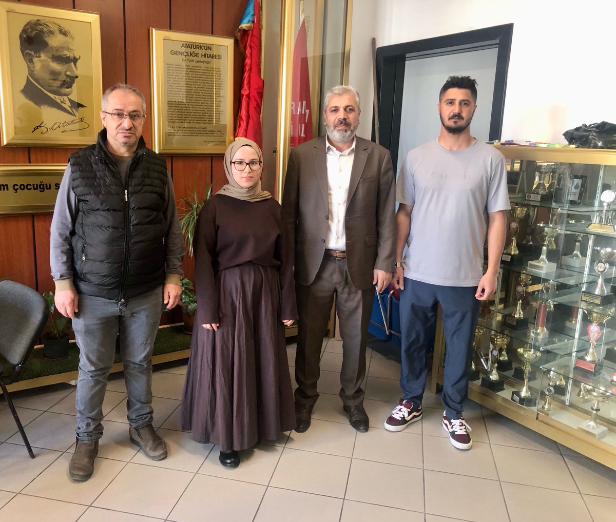 Eğitim-Bir-Sen’e Hoş Geldiniz👏
Birlik olmak ve gücümüze güç katmak için sendikamıza katılan yeni üyelerimiz

BÜŞRA ÖZTÜRK
FIRAT POZAN

( Ali Ülker Ortaokulu )
