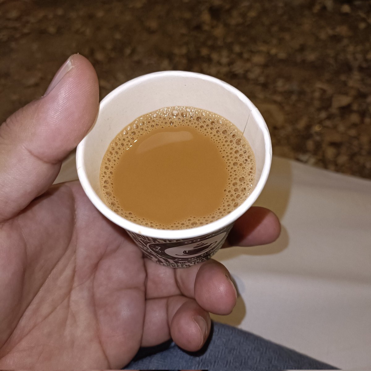 Masha Allah Alhamdulillah Living in the UAE is very easy because we are busy enjoying tea with our friends at 11:00 PM May Allah Almighty always protect the UAE from every enemy, Amen