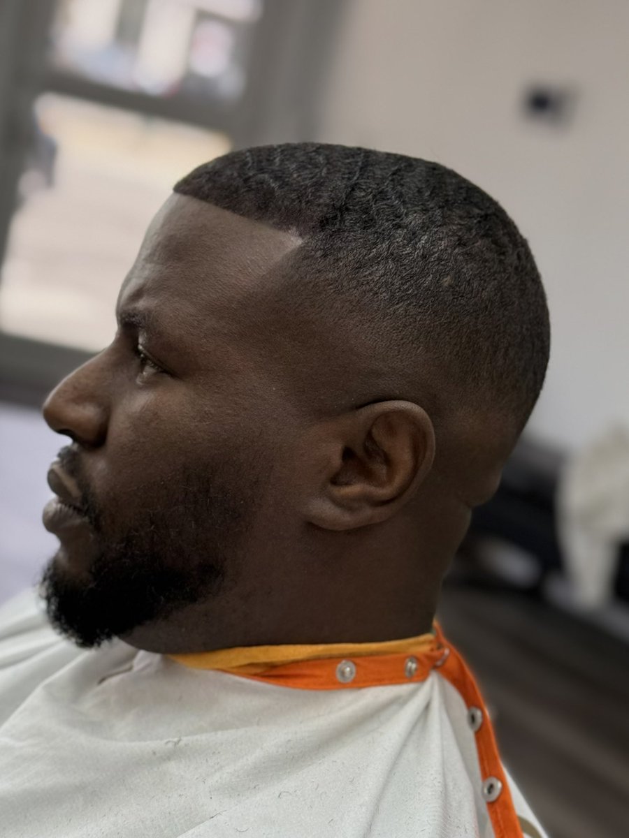 SIR CHUCHO 🎖️ tweet media