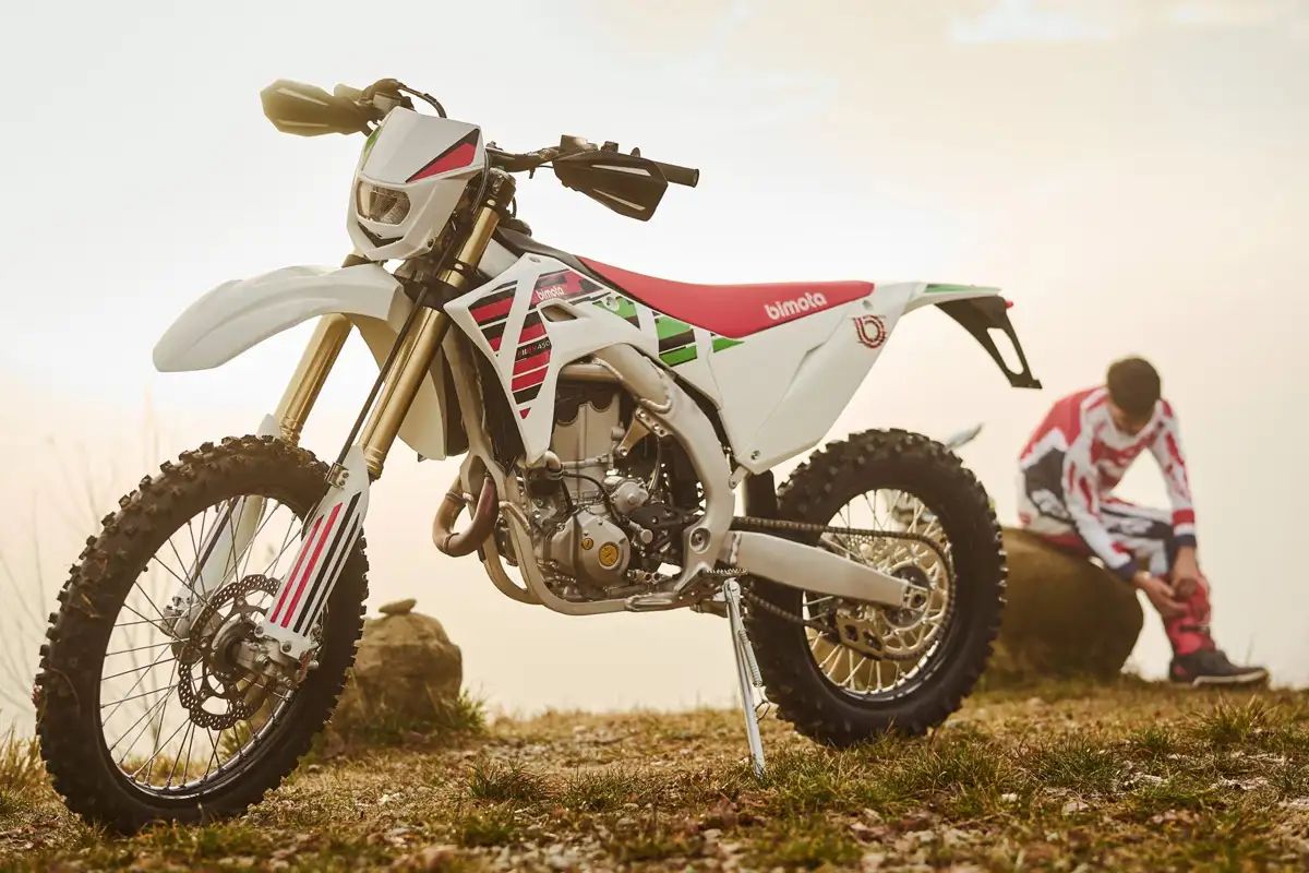 Freenduro.com tweet media
