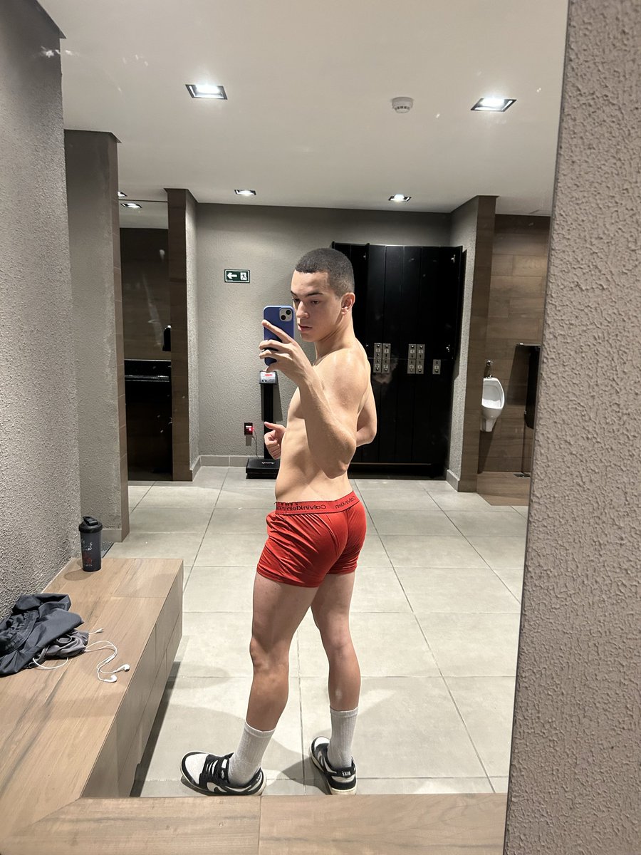 moranguinho🍓🥵 tweet media