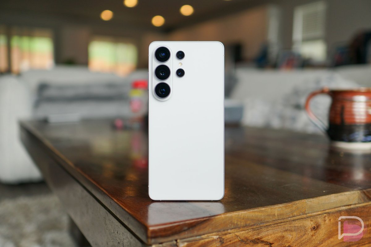 Droid Life tweet media