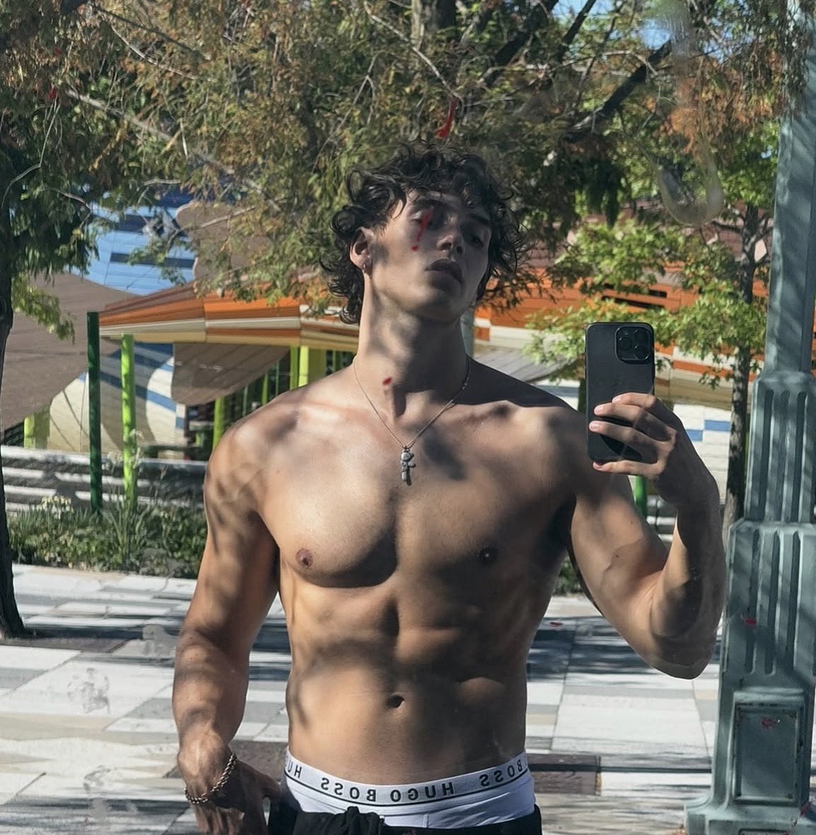 BOOKOFWOUND's tweet photo. Interaction Call.
──────────────

              🄰🄸🄳🄴🄽 🅂🄲🄷🅄🄻🅉

                     Mg ➤ Dm
                     RT  ➤ Difundir.

Y si alguien busca tramas a corto o largo plazo también estoy disponible. https://t.co/awY2rRdz4V