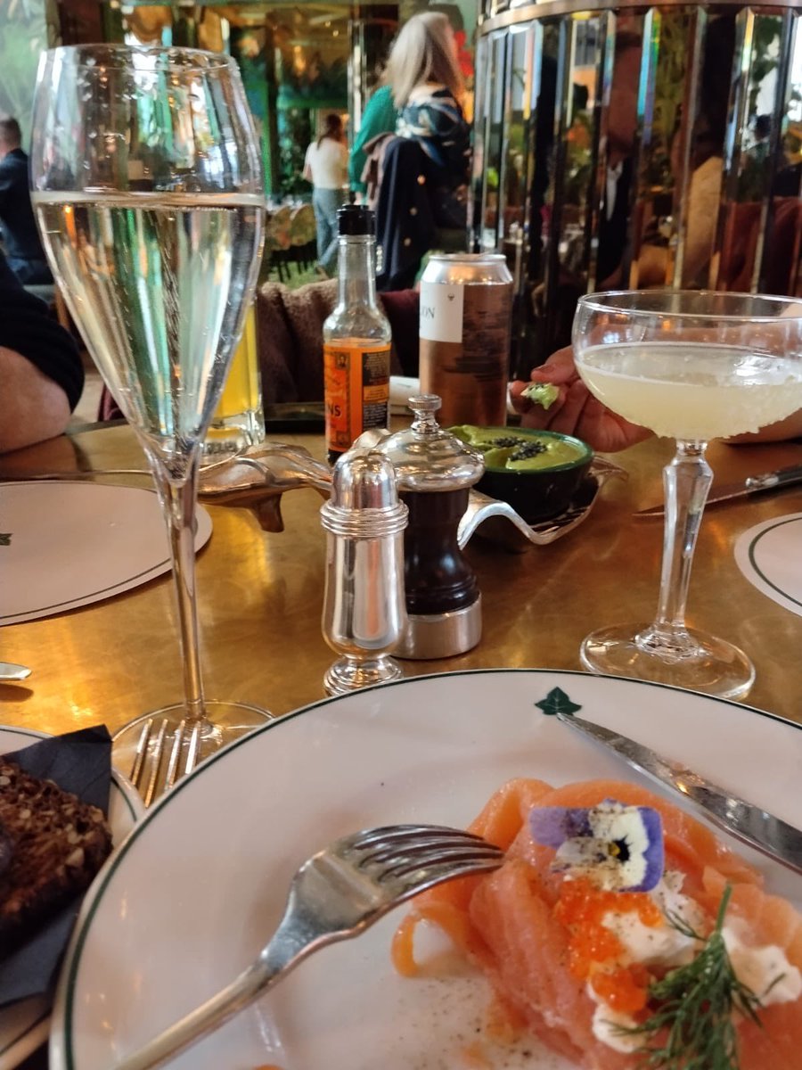 lady j🇲🇼🌎⚓️ tweet media