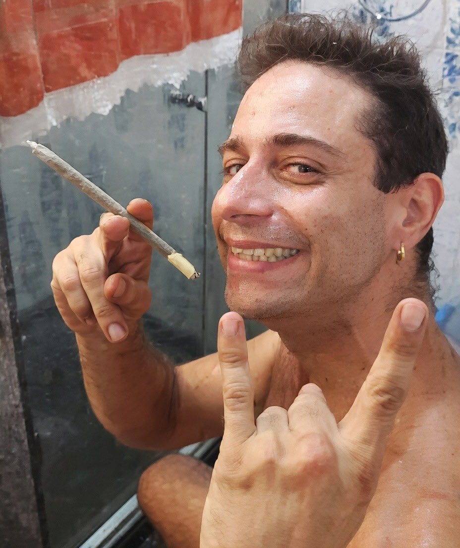 Cannabis Brasil tweet media