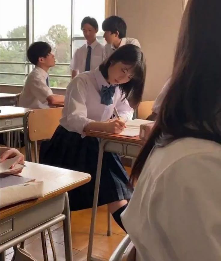 حل اسايمنت عروض باوربوينت دراسة جدوى مشاريع تخرج tweet media