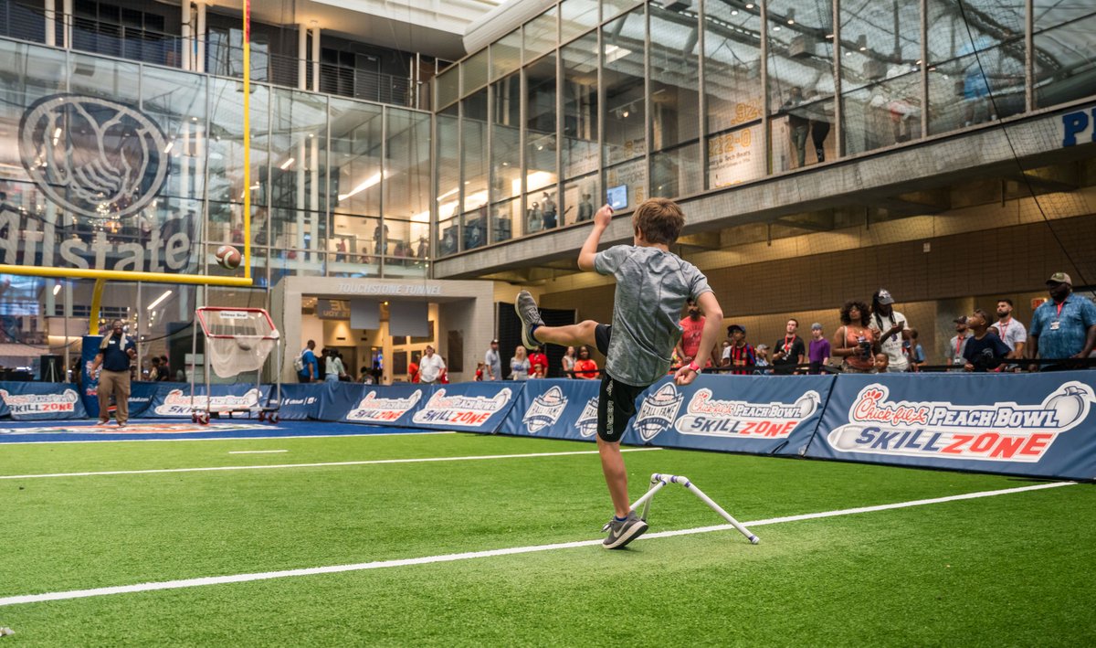 College Football Hall of Fame tweet media