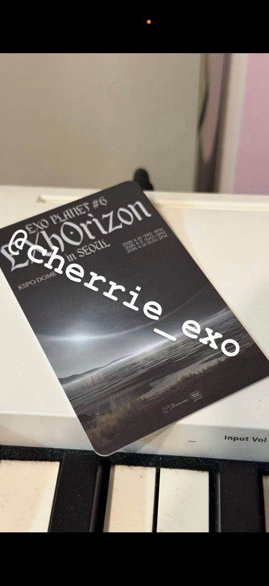 cherrie_exo's tweet photo. 이 자리 제 사진이니까 속지마시길 https://t.co/PCprLrw4pt