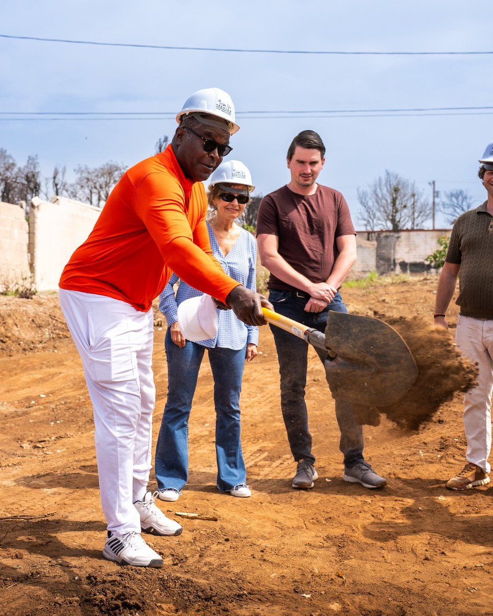 HabitatLA's tweet photo. We’re deeply grateful and honored to witness such a meaningful milestone as Natasha and Darrell begin #rebuilding their home in the #PacificPalisades💙

If you were impacted by #LAwildfires you may qualify for resources. Learn more &amp; apply here: https://t.co/ba8TpR3vFu
#ReBUILDLA https://t.co/eRyioTJtCf