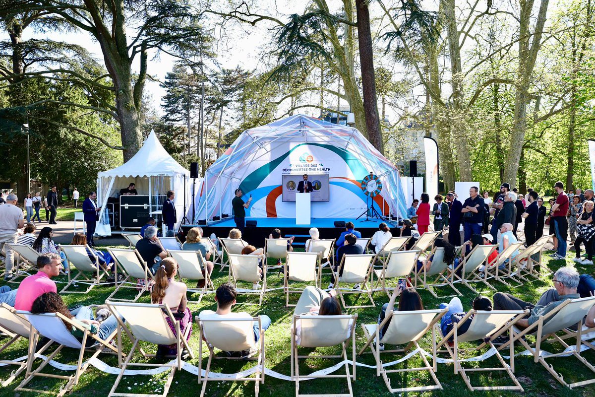 Éléonore Caroit tweet media