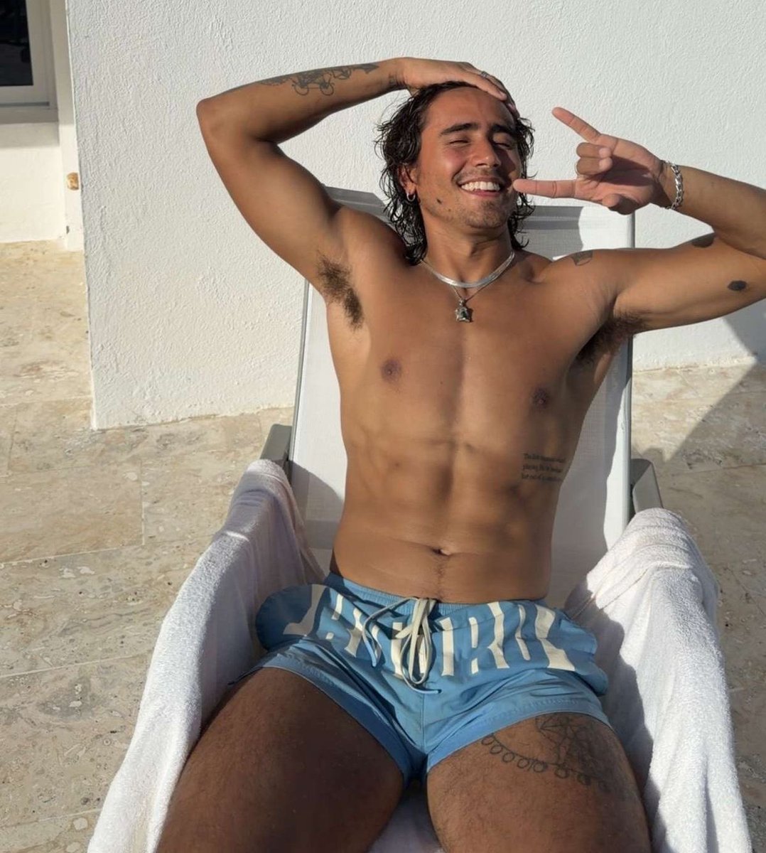 OscillatiO tweet media