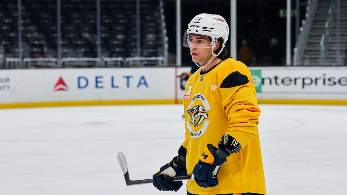 PredsNHL's tweet image. Everyone get your pregame naps in now, we got another evening of late night hockey! 🌙