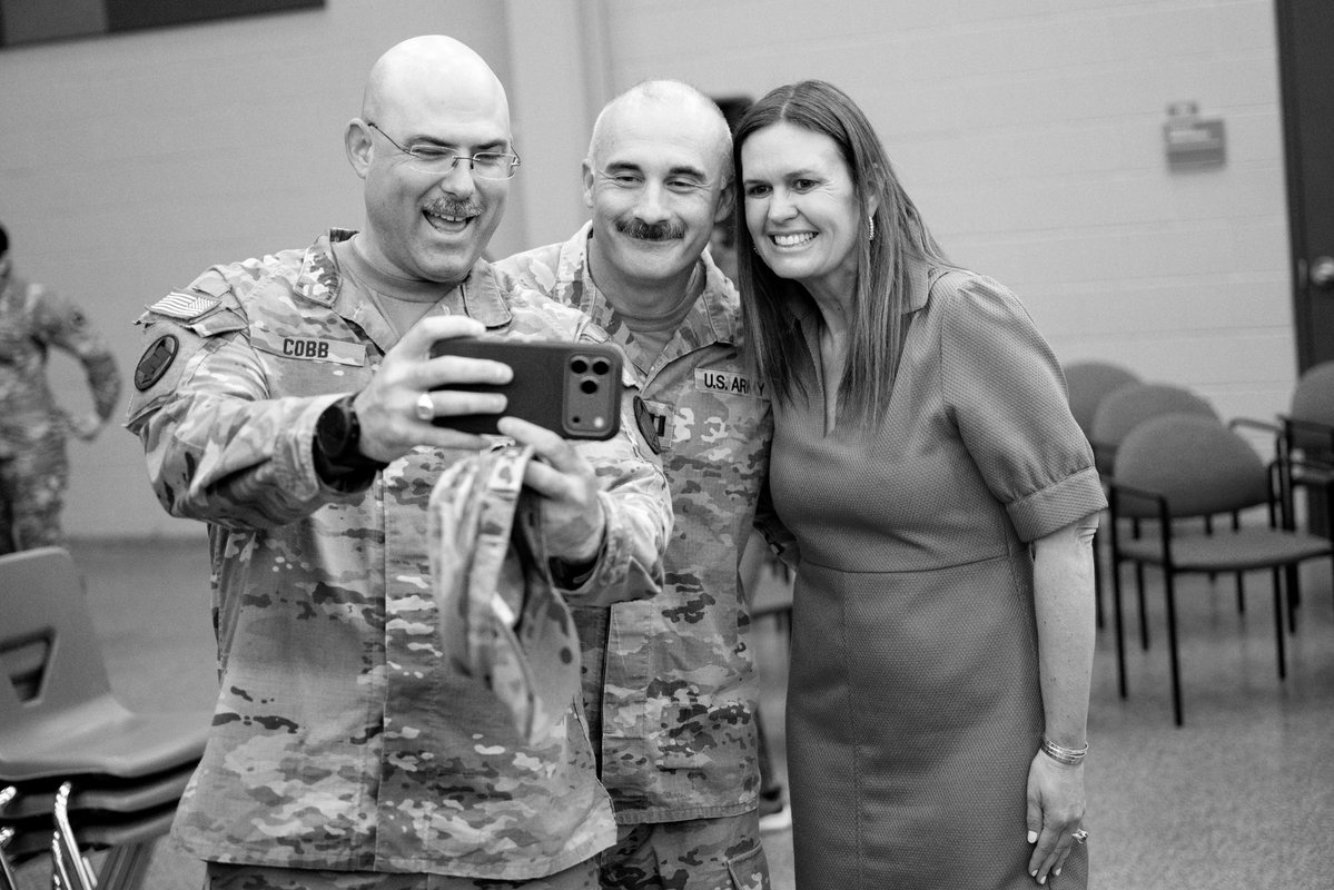 Sarah Huckabee Sanders tweet media