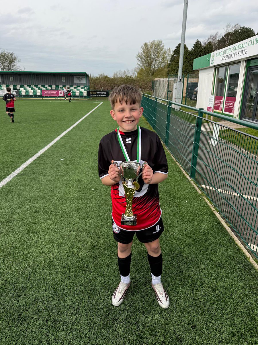 Robbie Summers tweet media