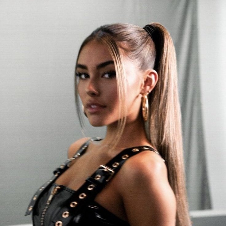 Pony ౨ৎ 𑣿 tweet media