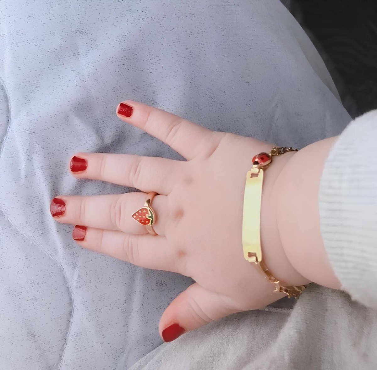 mouna🇩🇿 tweet media