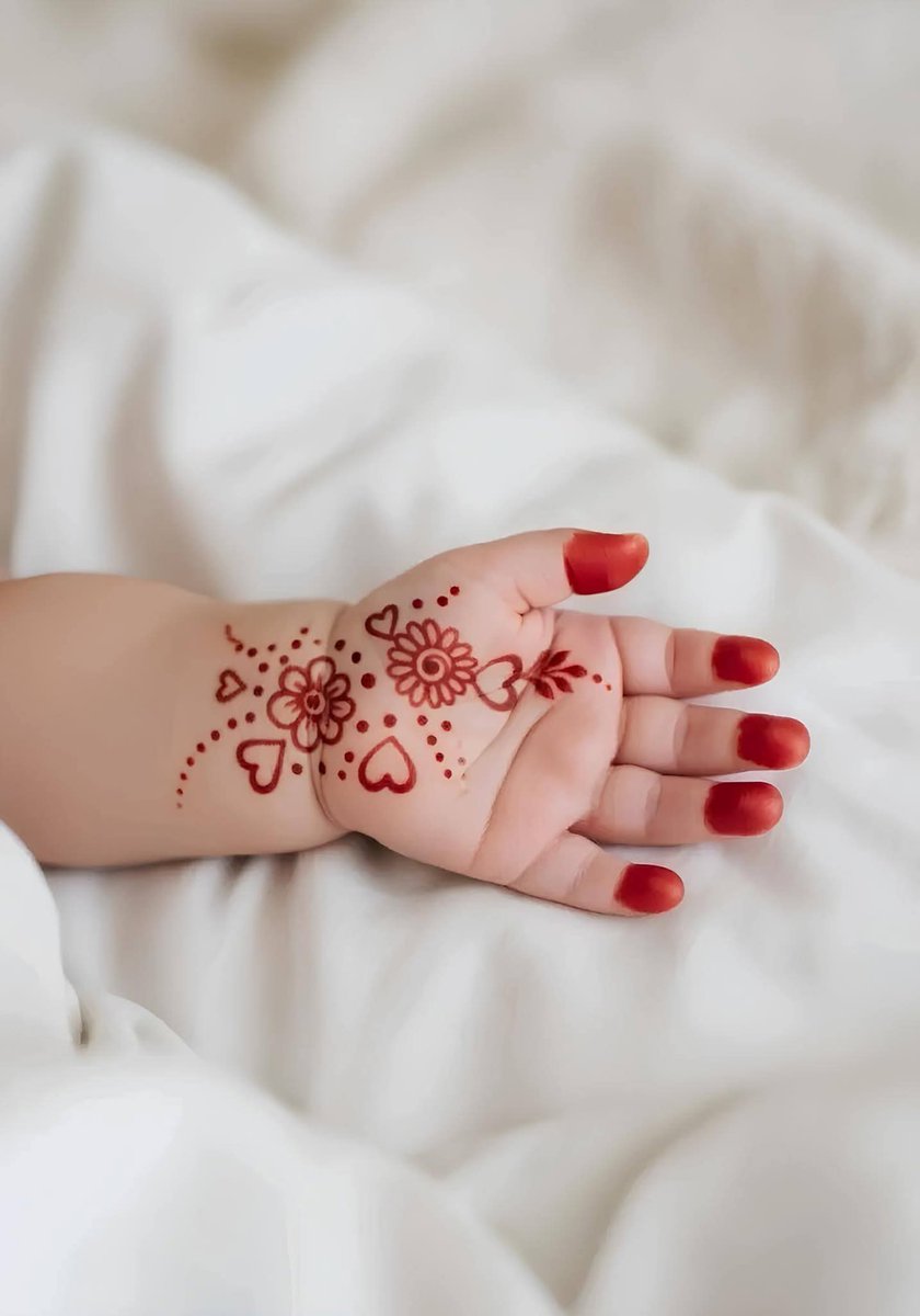 mouna🇩🇿 tweet media