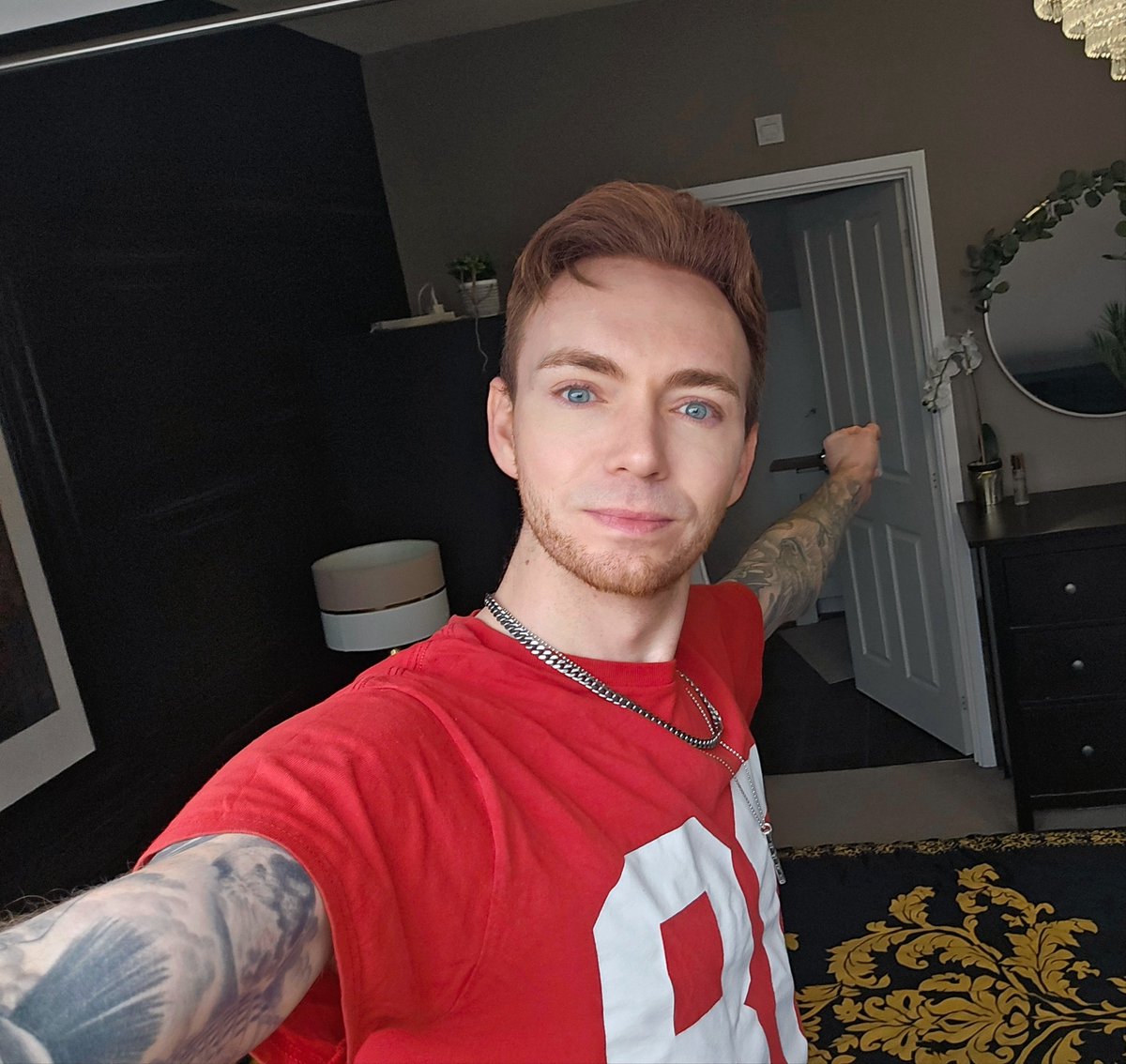 That ginger guy tweet media