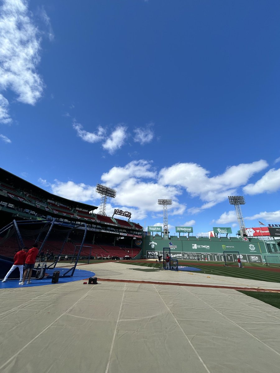 Curt Hogg tweet media