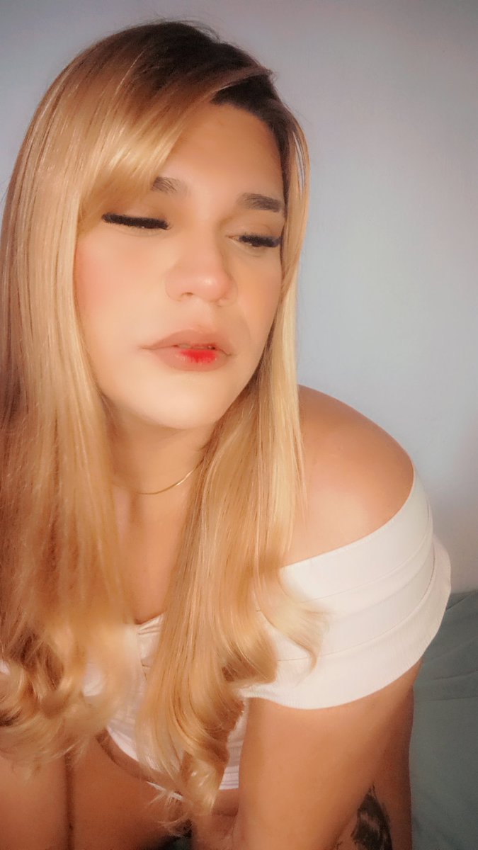 Victoria 🪽✨ tweet media